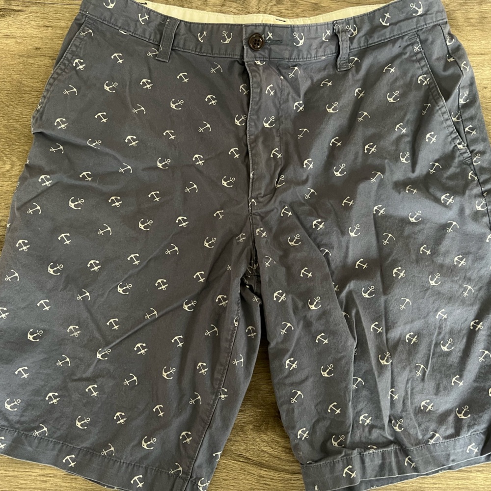Gray Anchor Print Shorts